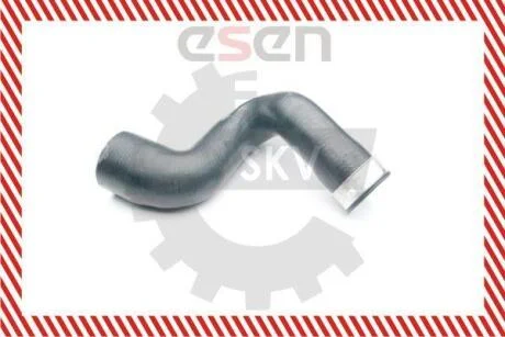 Патрубок інтеркулера Skoda SuperB /VW Passat 1.8 T 00-05 SKV GERMANY 24SKV068