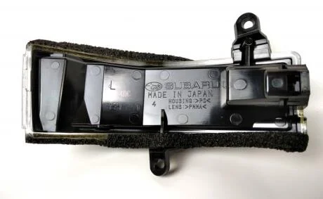 Повторитель указателя поворота левый SUBARU 84401AJ010