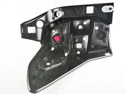 Фонарь задний комбинированный в сборе SUBARU 84912SG001