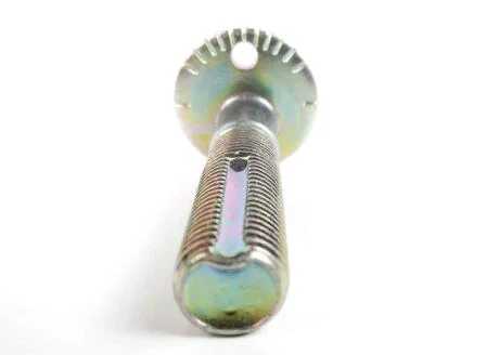 Болт кріплення заднього розвального важеля, внутрішній SUBARU 901700154