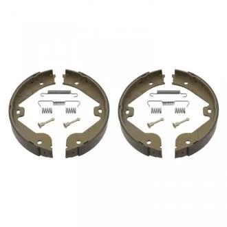 Тормозная колодка в комплекте для стояночного тормоза, с крепёжным материалом SWAG 10928730