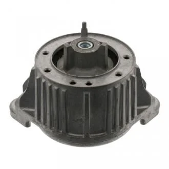 Опора двигуна / КПП SWAG 10929987