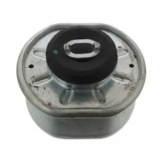 Опора двигуна / КПП SWAG 30130025