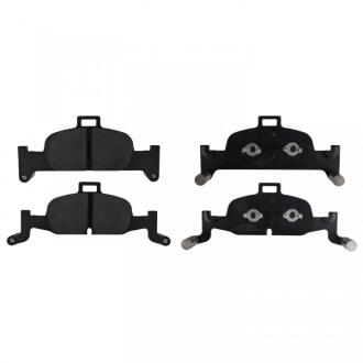 Комплект гальмівних накладок, дискове гальмо SWAG 30 91 6938