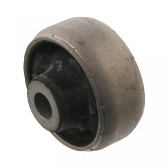 Сайлентблок зад. важеля перед. ниж. Skoda Octavia, SuperB, Yeti VW Caddy, Beetle, Jetta IV 04- SWAG 30936752