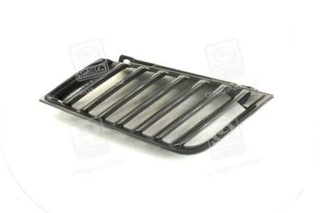 Решітка радіатора пра. MIT L 200 05- TEMPEST 036 0352 912