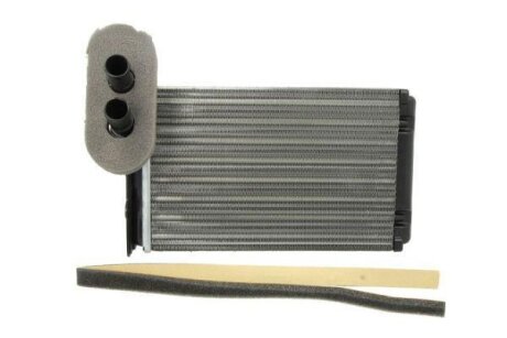 Радіатор обігрівача VW Golf II-III-IV, Passat B3-B4, Skoda Octavia Tour THERMOTEC D6W001TT