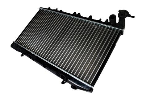 Радіатор двигуна (мкпп) NISSAN 100NX, ALMERA I, SUNNY III, SUNNY III/KOMBI 1.7D/2.0/2.0D 10.90-07.00 THERMOTEC D71008TT
