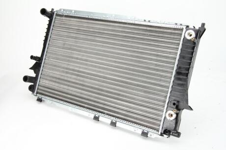 Радіатор двигуна (акпп) AUDI 100 C3, 100 C4, A6 C4, A6 C5 1.8-4.2 01.90-01.05 THERMOTEC D7A016TT