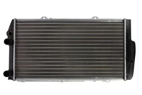 Радіатор двигуна Audi 100 1.6-2.3i THERMOTEC D7A019TT