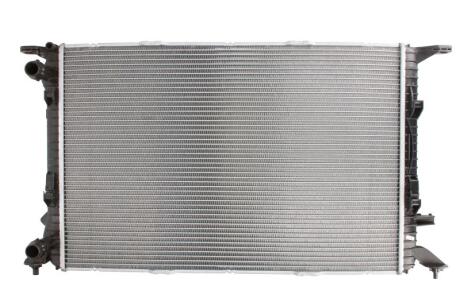 Радіатор двигуна (МКПП) AUDI A4 ALLROAD B8, A4 B8, A5, A6 C7, Q3, Q5 1.8-2.0D 10.07-10.18 THERMOTEC D7A024TT