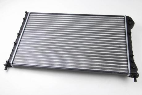Радіатор двигуна (мкпп) MERCEDES E (W210) FIAT DOBLO, DOBLO/MINIVAN 1.2-2.7D 07.99- THERMOTEC D7F021TT