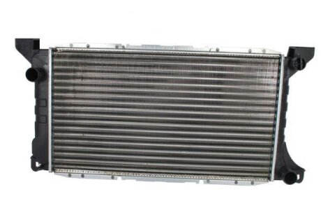 Радиатор охлаждения двигателя Transit 2.5D/2.0i 86-95 (600x329x32) THERMOTEC D7G013TT