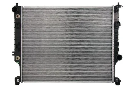 Радіатор THERMOTEC D7M068TT