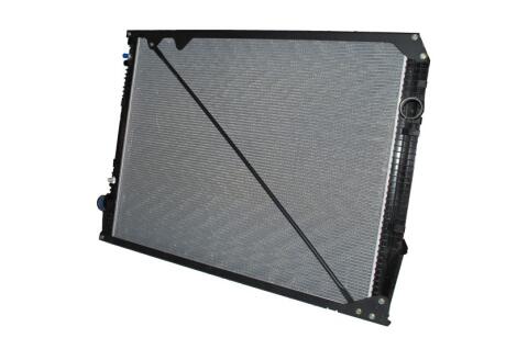 Радіатор системы охолодження THERMOTEC D7ME005TT