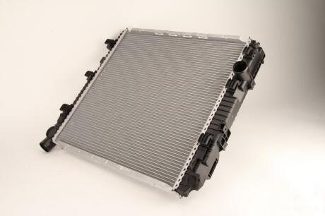 Радіатор двигуна (без рами) JELCZ 081, MERCEDES VARIO OM904.908/OM904.923 09.96 THERMOTEC D7ME009TT