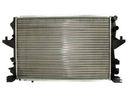 РАДІАТОР ДВИГУНА T5 1.9TDI/2.0I/3.2I 03> (+/-AC) (710X470X32) THERMOTEC D7W062TT