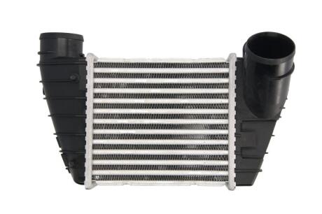 Інтеркулер THERMOTEC DAA017TT