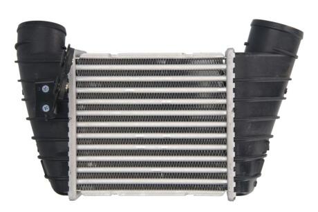 Охолоджувач наддувального повітря THERMOTEC DAA023TT