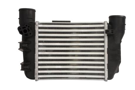 Охолоджувач наддувального повітря THERMOTEC DAA025TT