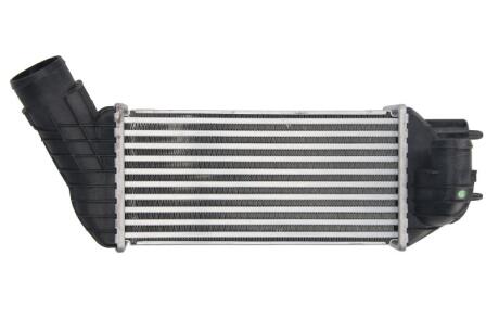 Охолоджувач наддувального повітря THERMOTEC DAC019TT