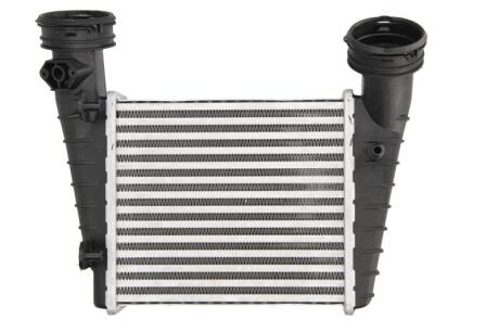 Радіатор інтеркулера VW Passat B5 1.8T THERMOTEC DAW004TT