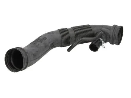 Шланг інтеркулера AUDI A3, SKODA OCTAVIA II 1.6-2.0 05.03-05.15 THERMOTEC DCW115TT