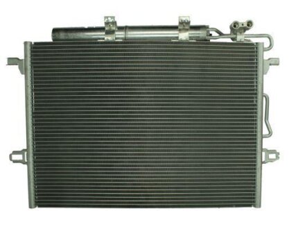 Конденсатор кондиціонера MERCEDES CLS (C219), E T-MODEL (S211), E (VF211), E (W211) 1.8-6.3 03.02-12.10 THERMOTEC KTT110142