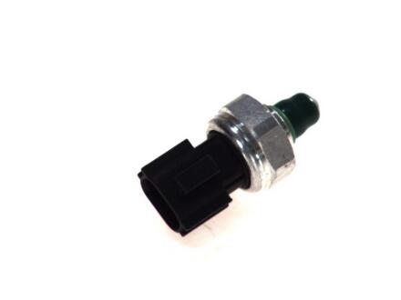 Перемикач тиску кондиціонера NISSAN 350Z, 370Z, ALMERA II, ALTIMA, AVENIR, CUBE, GT-R, JUKE, LEAF, MAXIMA / MAXIMA QX V, MICRA C+C III, MICRA III, MICRA V, MURANO I 0.9-Electric 06.96- THERMOTEC KTT130020