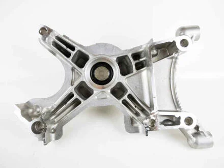 Кронштейн двигуна TOYOTA/LEXUS 1630750012