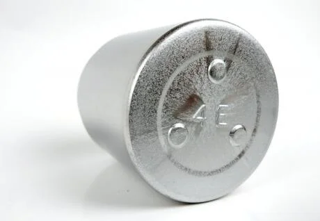 , поршень заднего тормозного суппорта Toyota Land Cruiser LC 100 / Lexus LX 470 TOYOTA/LEXUS 47731-60070