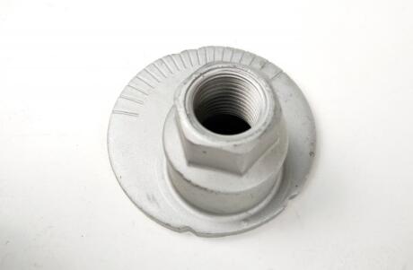 Гайка ексцентрик (розвальна) Land Cruiser Prado 99-09 Hilux Lexus GX TOYOTA 48452-35020