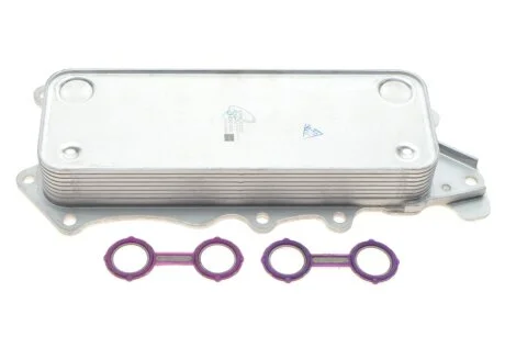 Радиатор масла TRUCKTEC 02.18.101