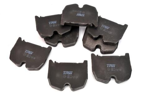 Колодки тормозные MB W220/C215/C219 02- перед. TRW GDB1541