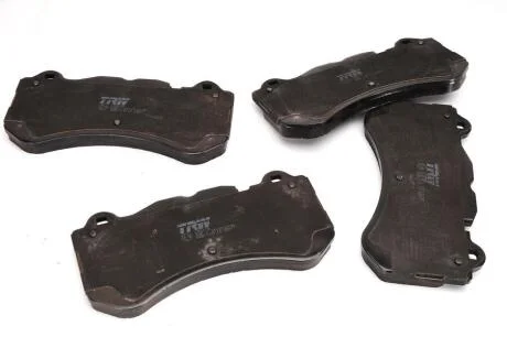 A_Гальмівні колодки дискові MERCEDES 204/219/230 AMG "F "08>> TRW GDB1710