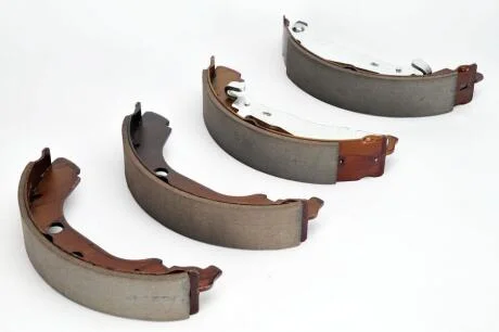 Колодка гальм. барабан. PEUGEOT 406 задн. TRW GS8617