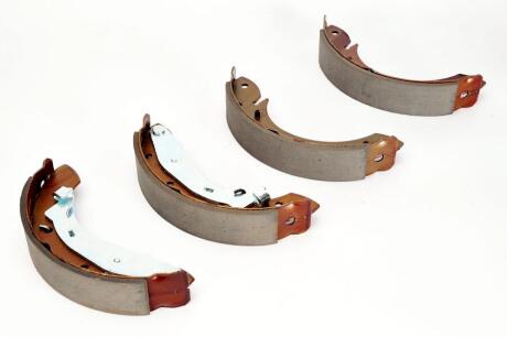 Гальмівні колодки барабанні к-кт (228x42) CITROEN BERLINGO, BERLINGO / BERLINGO FIRST, XSARA PICASSO, PEUGEOT 405 I, 405 II, PARTNER PARTNER TEPEE PARTNERSPACE 11Electric 0187 0986487552 FSB567 209084 TRW GS8635