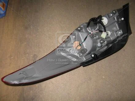 Ліхтар задній зовнішній лівий Hyundai Elantra (11-) TYC 11-C184-05-2B