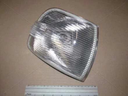 Указатель поворота передний правый VW Transporter T4, Caravelle (96-) TYC 18-5541-01-2B