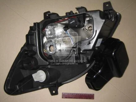 Фара правая MB Sprinter (06-) под корректор, без ПТФ TYC 20-B813-05-2B