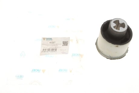Сайлентблок балки (задньої) VW Golf IV / Bora UC-EL 61217