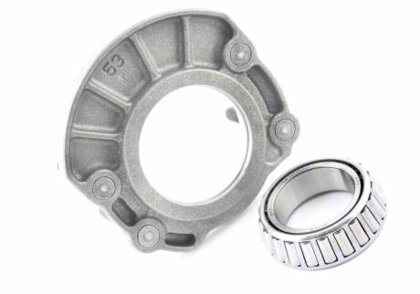 Корпус подшипника обоймы вторичного вала 2.4D vw VW T4 90-03 VAG 02D 311 206B