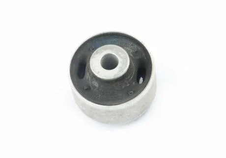 Сайлентблок переднього верхнього важеля VAG 4B0 407 515