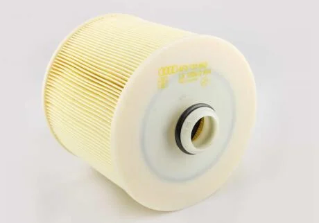 Фiльтроелемент повiтряний двигуна VAG 4F0 133 843