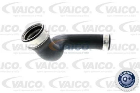 Патрубок інтеркулера VAICO V30-1793