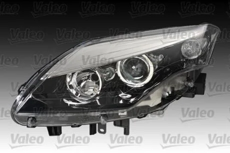 Фара автомобільна Valeo 044535