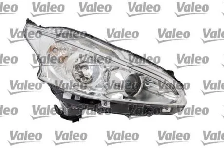 Фара автомобільна Valeo 044748