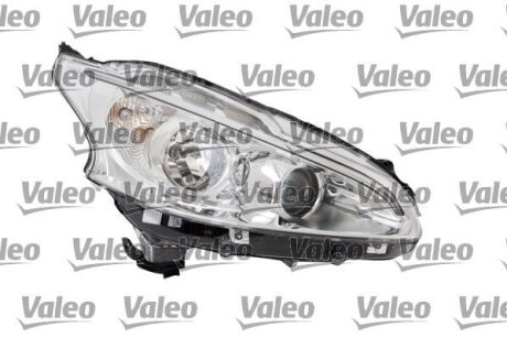Фара автомобільна Valeo 044749