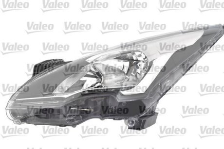Фара автомобільна Valeo 045279