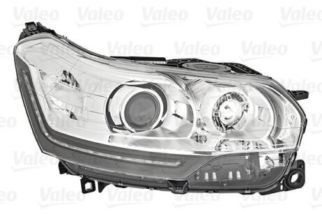 Фара автомобільна Valeo 046878